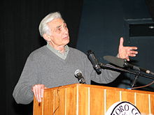 220px-Howard_Zinn