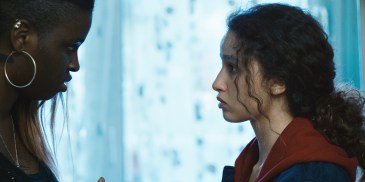 DIVINES Photo 3 ∏Easy Tiger